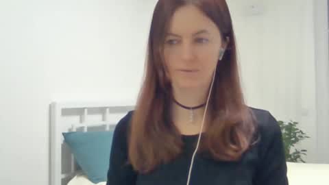 valerie_rose777 online show from 02/23/25, 10:31