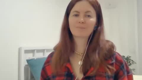 valerie_rose777 online show from 03/02/25, 06:40