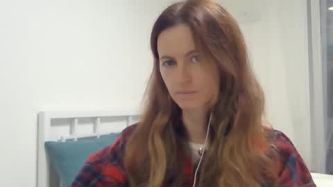 valerie_rose777 online show from 10/10/25, 08:30