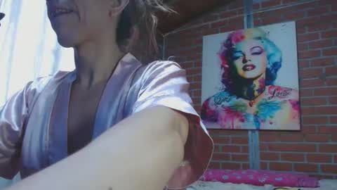 Snapshot of valerie_rousse chatting on 12/22/24, 08:03 valerie_rousse online show from 12/22/24, 08:03