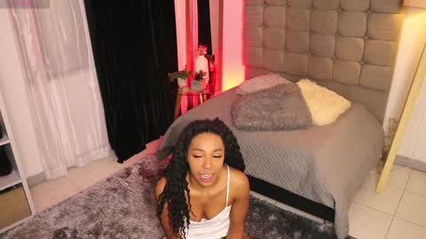 Snapshot of valeriebony chatting on 12/31/24, 03:55 Valerie Style3 online show from 12/31/24, 03:55