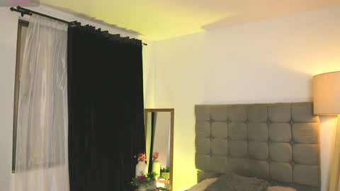 Snapshot of valeriebony chatting on 01/10/25, 04:01 Valerie Style3 online show from 01/10/25, 04:01