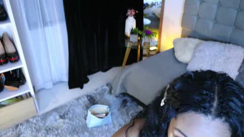 Snapshot of valeriebony chatting on 01/16/25, 04:17 Valerie Style3 online show from 01/16/25, 04:17