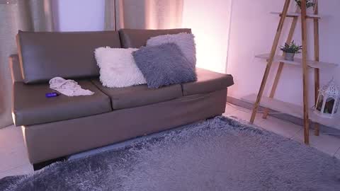 Snapshot of valeriebony chatting on 11/07/25, 04:23 Valerie Style3 online show from 11/07/25, 04:23