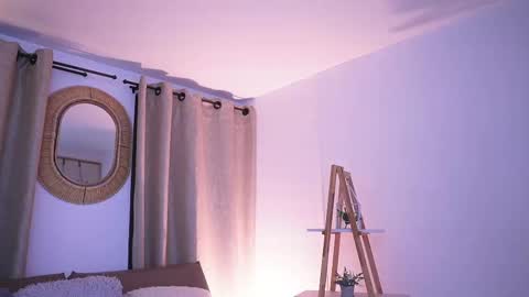 Snapshot of valeriebony chatting on 11/10/25, 04:00 Valerie Style3 online show from 11/10/25, 04:00