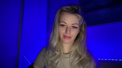 Snapshot of valerieluvsugar chatting on 01/07/26, 10:01 Valerie online show from 01/07/26, 10:01