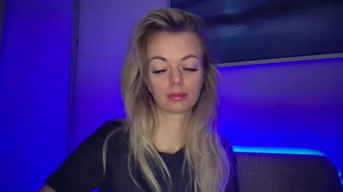 Snapshot of valerieluvsugar chatting on 02/19/26, 11:50 Valerie online show from 02/19/26, 11:50