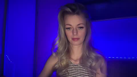 Snapshot of valerieluvsugar chatting on 02/25/26, 10:52 Valerie online show from 02/25/26, 10:52