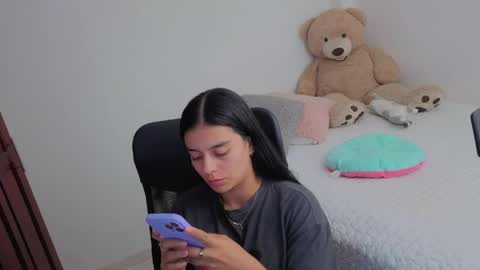 Juli C online show from 04/25/26, 01:30