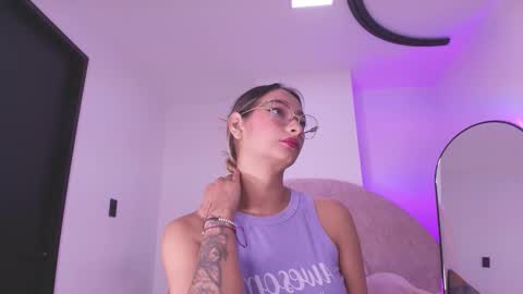 Snapshot of valery_97 chatting on 02/05/26, 03:00 Valeryn online show from 02/05/26, 03:00