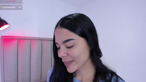 Cris  online show from 11/22/25, 02:43