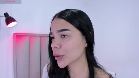 Cris  online show from 11/26/25, 11:28