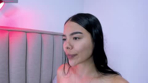 Cris  online show from 04/18/26, 02:04