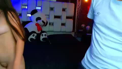 valery_and_dani online show from 03/07/25, 12:04