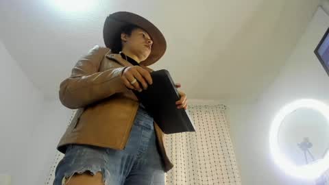 valery_hot692 online show from 06/07/26, 03:05