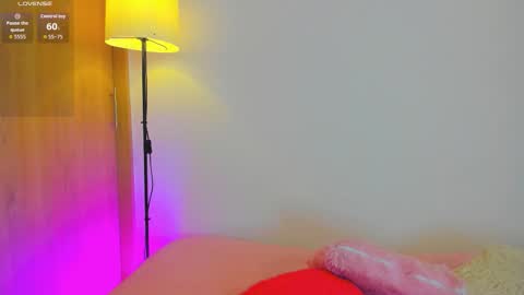 Snapshot of valery_kils chatting on 01/18/26, 02:04 VALERY online show from 01/18/26, 02:04