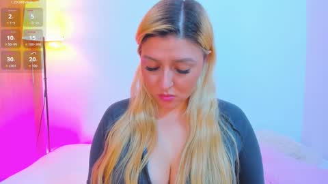 Snapshot of valery_kils chatting on 02/25/26, 01:15 VALERY online show from 02/25/26, 01:15