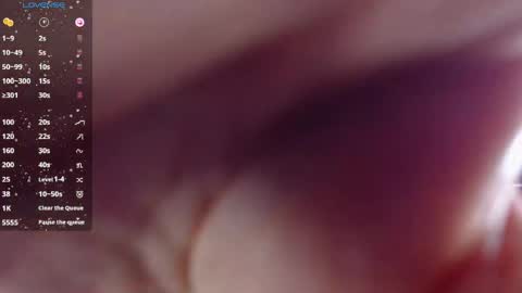 Snapshot of valery_moon19 chatting on 06/03/26, 06:02 valery_moon19 online show from 06/03/26, 06:02