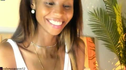 Snapshot of valery_swan1 chatting on 12/16/24, 07:48 Valery swan1 online show from 12/16/24, 07:48