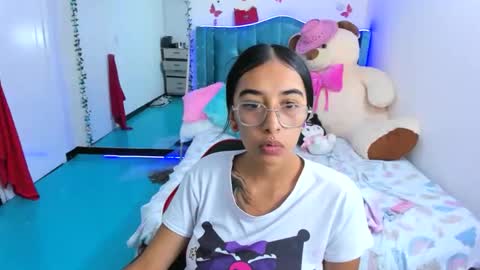 Snapshot of valery_taylor_1 chatting on 05/05/26, 11:02 valery online show from 05/05/26, 11:02