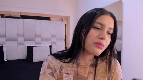 Snapshot of valerycooper23 chatting on 12/16/25, 08:58 valerycooper23 online show from 12/16/25, 08:58