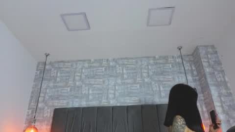 Snapshot of valerykat_ chatting on 10/14/25, 11:11 valerykat_ online show from 10/14/25, 11:11