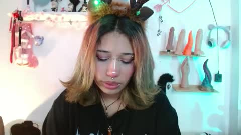 zoe online show from 12/14/25, 07:40