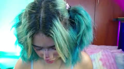 zoe online show from 05/05/26, 03:25