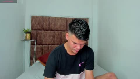 Valery Stonne  online show from 02/17/25, 08:04