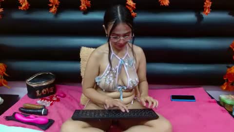 Snapshot of valerysweety__ chatting on 03/09/25, 03:11 ValerySweety online show from 03/09/25, 03:11