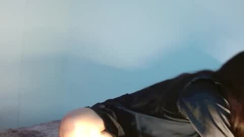 Snapshot of valeryy_rosse chatting on 02/11/25, 12:49 Val online show from 02/11/25, 12:49