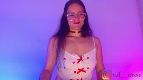 Snapshot of valeryy_rosse chatting on 09/10/25, 12:54 Val online show from 09/10/25, 12:54