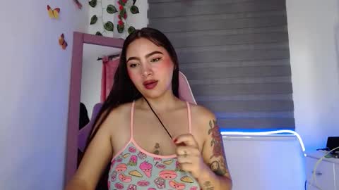 Snapshot of valeryy_sexyy chatting on 09/12/25, 11:32 --- online show from 09/12/25, 11:32