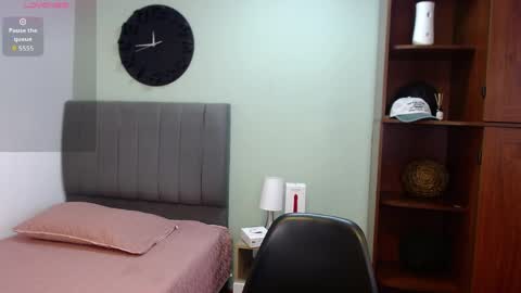 valevicious online show from 04/06/26, 01:23