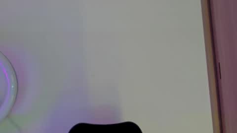 Valezny V online show from 04/18/26, 07:07