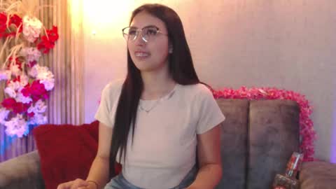 Snapshot of valk_diaz chatting on 02/19/26, 05:25 Valk online show from 02/19/26, 05:25