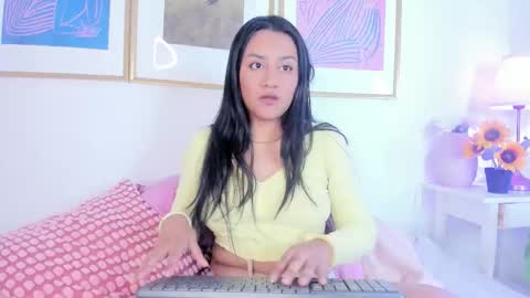 Snapshot of valka_collins chatting on 02/19/26, 03:46 Valka online show from 02/19/26, 03:46