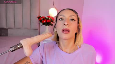Snapshot of valka_doll chatting on 05/31/26, 01:29 valka_doll online show from 05/31/26, 01:29