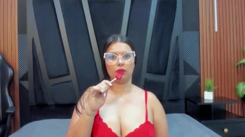 VALKA ROSS online show from 10/28/25, 11:29