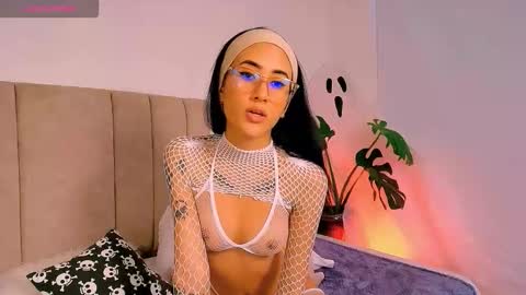 Val  online show from 10/23/25, 09:13