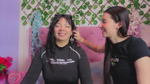 Valkiria and Dione online show from 04/22/26, 01:23