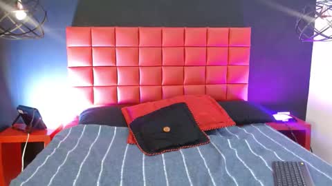 Valkirye  online show from 03/25/26, 11:16