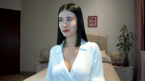 Macarena online show from 04/14/26, 03:01