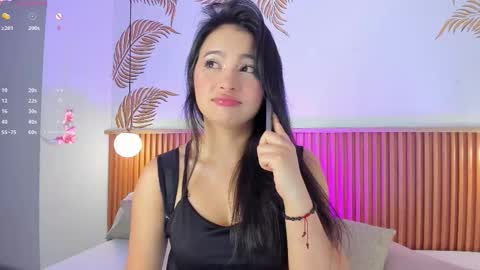 valleriie_ online show from 11/28/25, 02:53