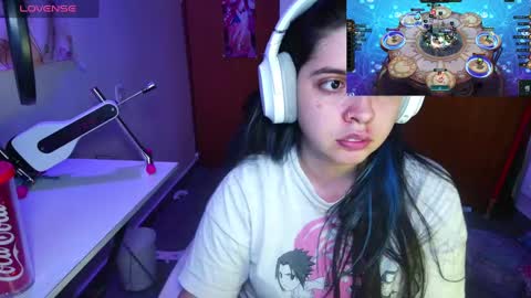 Snapshot of vallolet1_ chatting on 01/29/25, 11:04 Im Violet online show from 01/29/25, 11:04