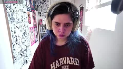 Snapshot of vallolet1_ chatting on 10/12/25, 04:50 Im Violet online show from 10/12/25, 04:50