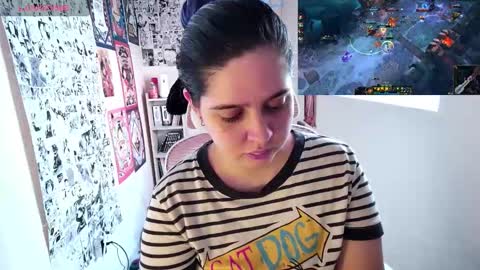 Snapshot of vallolet1_ chatting on 10/27/25, 09:41 Im Violet online show from 10/27/25, 09:41