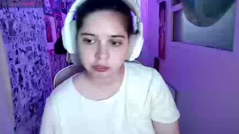 Im Violet online show from 03/12/26, 01:56