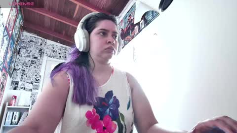 Im Violet online show from 04/23/26, 03:47