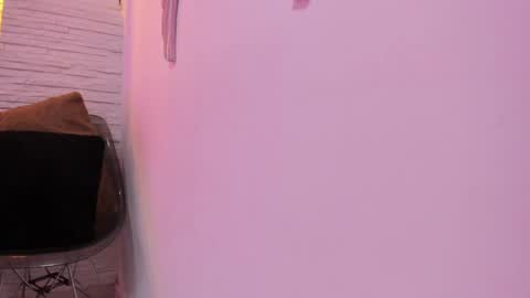 Snapshot of valloletsamar chatting on 01/19/25, 11:12 Vallolet Peach  online show from 01/19/25, 11:12